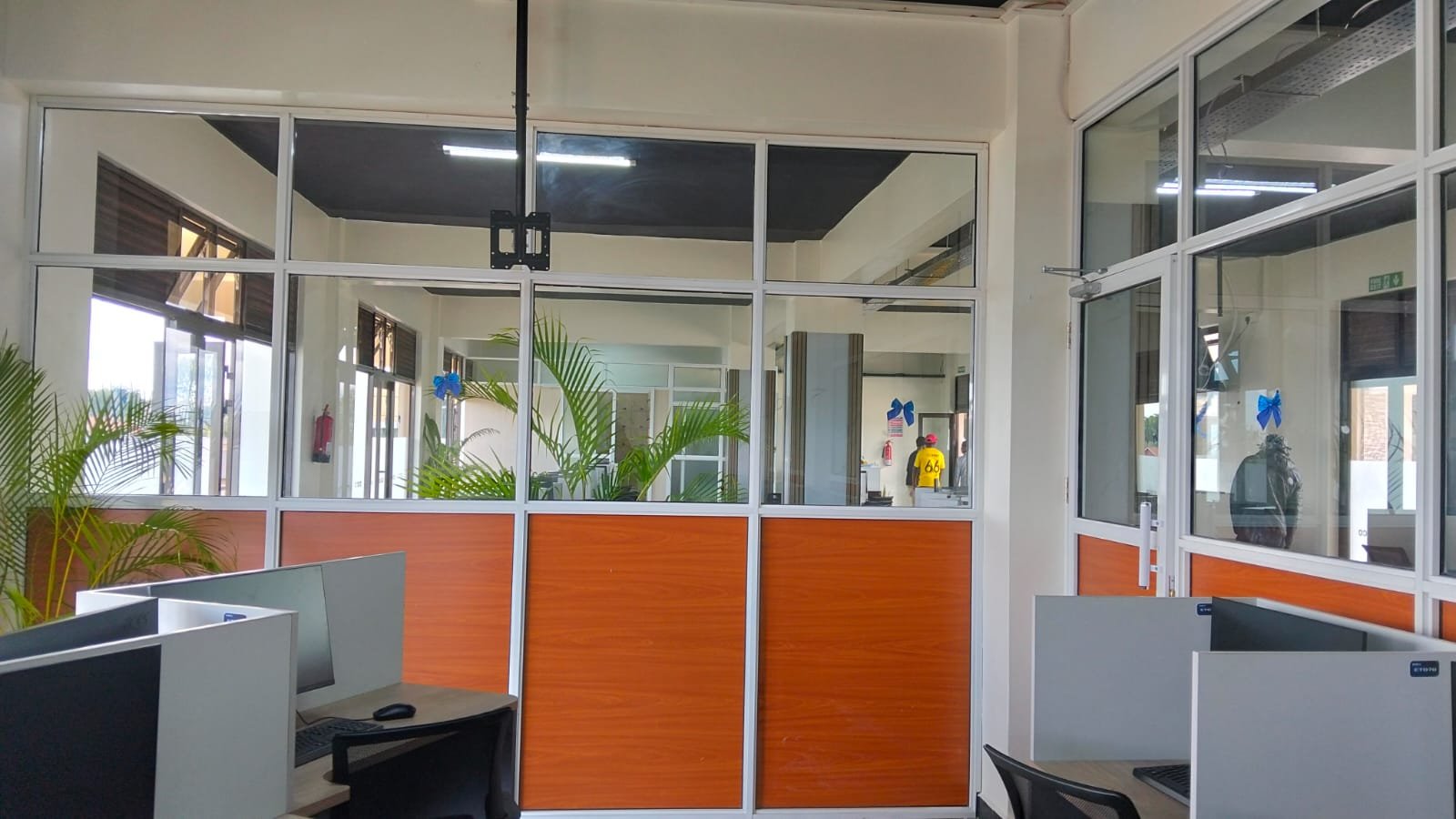 Aluminium Board & glass partition