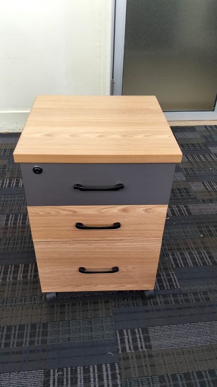 Office Drawers & cabinets