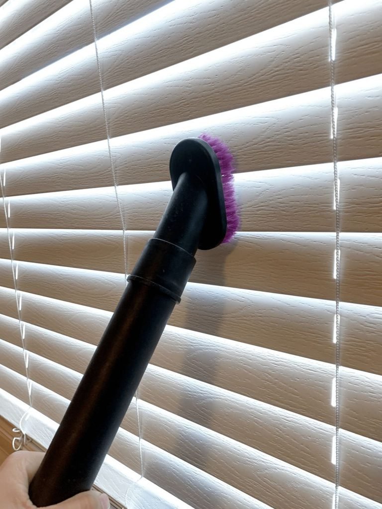 how to clean window blinds, cleaning zebra blinds, cleaning wooden blinds, cleaning roller blinds, cleaning vertical blinds, cleaning fabric blinds, professional blind cleaning services in Kenya, how to remove stains from blinds