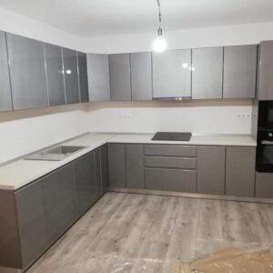 Custom Kitchen Cabinets