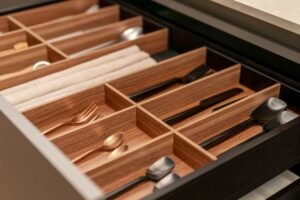 Deep drawer storage for kitchen items