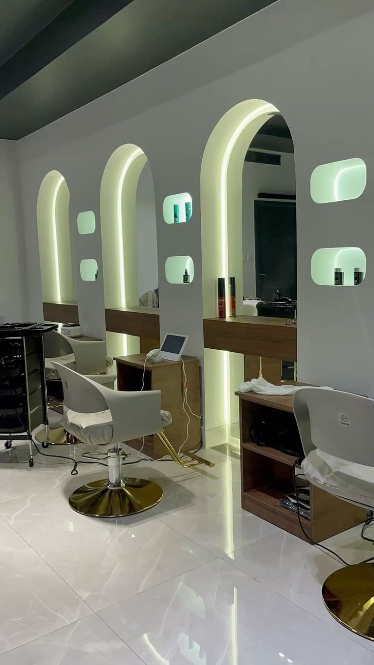 Modern Salon Interior Design