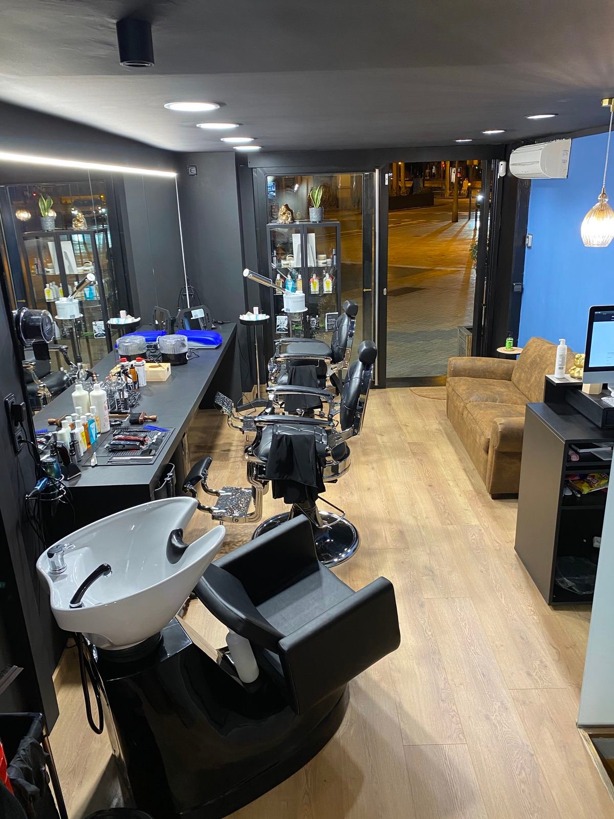  Barbershop Interior Designers