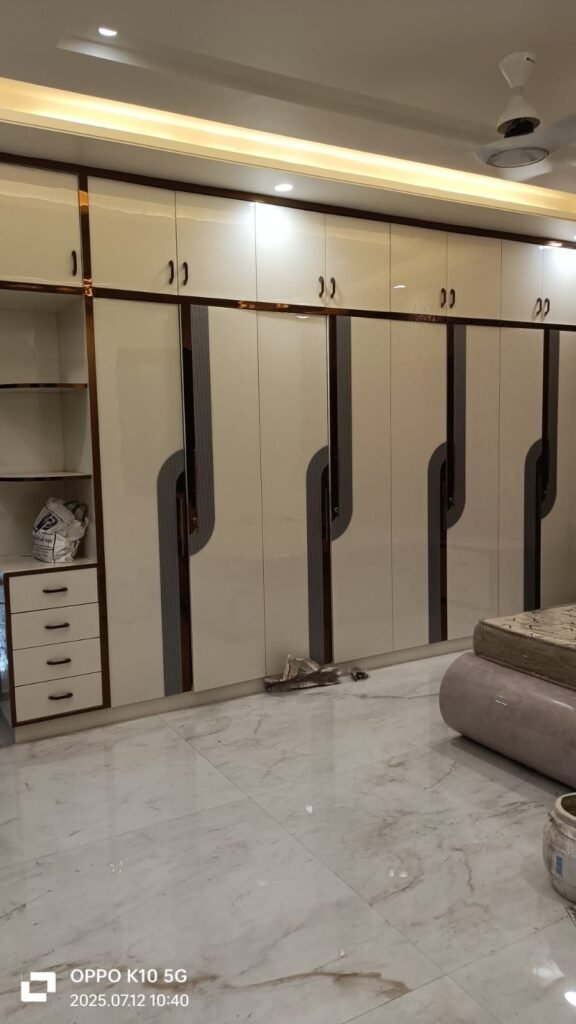 Wooden Bedroom Wardrobes