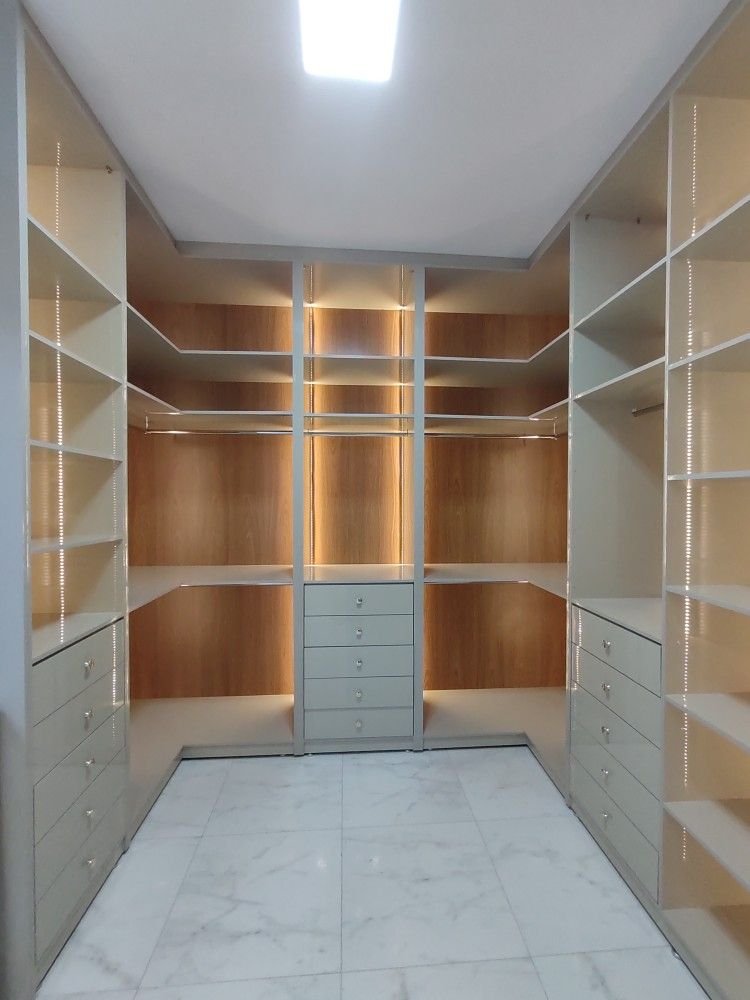 Walk In Closet Design