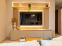 Fluted Panels vs Marble Sheets Suimas Interiors