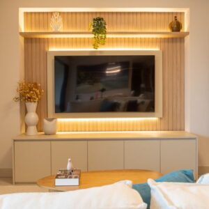 Fluted Panels vs Marble Sheets Suimas Interiors