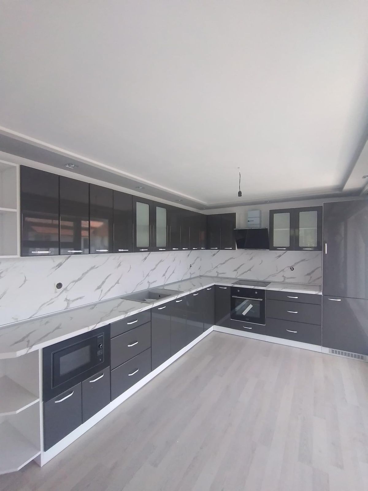 Kitchen cabinet designs and prices in Kenya